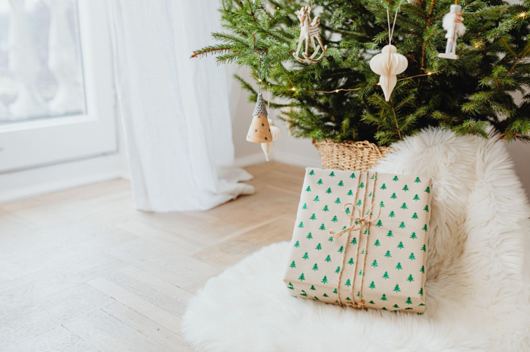 The Ultimate Guide to Choosing the Perfect Pre-Lit Christmas Tree